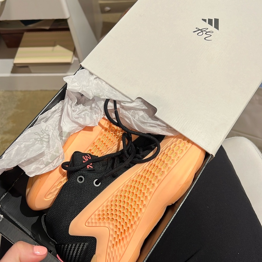Adidas AE1 new in box size 3.5 youth